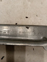 Porsche / Cayenne / Крепление стойки