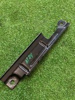 Audi / A6 / Зажим акб