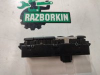 BMW / X1 / Выключатель помощи на спуске