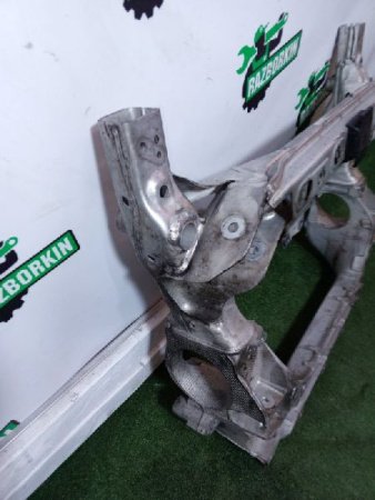 Mercedes-Benz / GLC 250d 4-matic / Подрамник