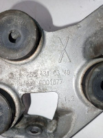 Mercedes-Benz / GLC 250d 4-matic / Кронштейн блока ABS