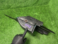 BMW / ALPINA B10 / Пластик моторного отсека