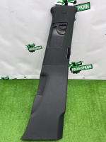 Audi / Q7 / Накладка стойки