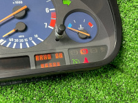 BMW / ALPINA B10 / Панель приборов