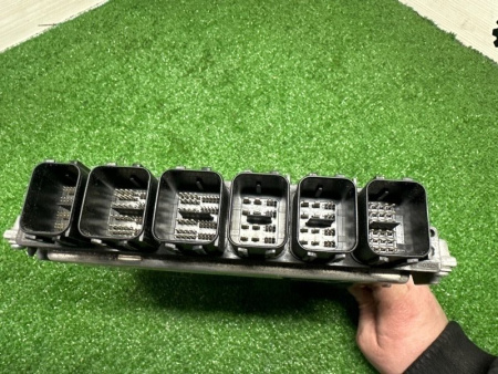 BMW / X5 / Блок управления двигателем