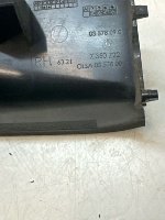 BMW / X1 / Накладка фонаря