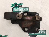 Volvo / S60 / Кронштейн полуоси