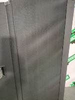 Audi / A6 / Шторка багажника