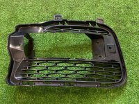 Land Rover / Range Rover Sport / Решетка противотуманки