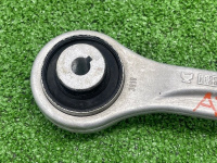 Audi / A6 / Рычаг подвески верхний