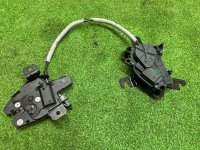 BMW / X5 / Замок багажника