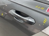 Audi / A6 / Дверь боковая