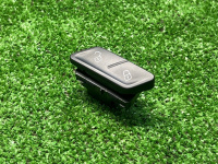 Volkswagen / Golf / Кнопка центрального замка