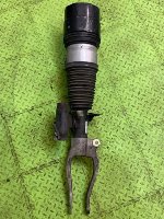 BMW / 7-Series / Пневмостойка