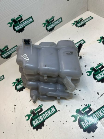 Volkswagen / Touareg / Бачок расширительный