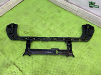 BMW / X1 / Кронштейн бампера