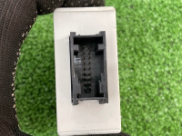 Audi / Q7 / Блок управления давления в шинах