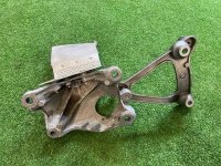 Audi / Q7 / Опора двигателя