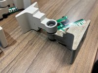 BMW / 5-Series / Петля двери