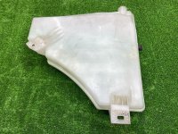 Volkswagen / Touareg / Бачок омывателя Volkswagen / Touareg / Бачок омывателя