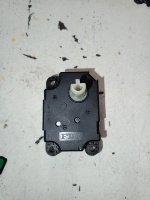 Citroen / c-crosser / Сервопривод заслонок печки