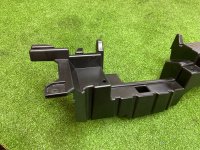 BMW / X5 / Кронштейн пола багажника