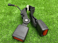 BMW / 3-Series / Замок ремня безопасности