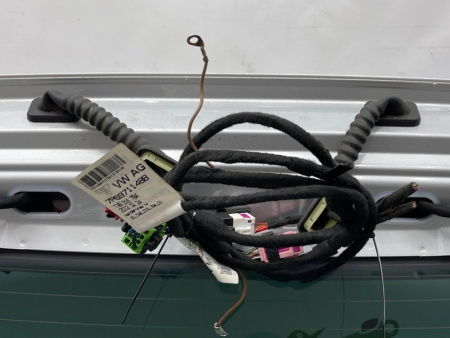 Volkswagen / Touareg / Крышка багажника