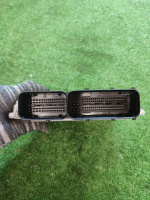 Audi / A6 / Блок управления двигателем