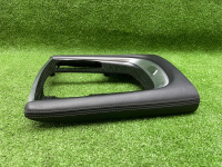 BMW / 7-Series / Декоративная накладка центральной консоли