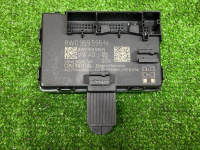 Audi / A5 / Блок управления двери