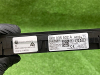 Audi / A7 / Беспроводная зарядка