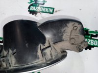 Ford / EXPLORER / Лючок топливного бака