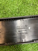 BMW / 7-Series / накладка направляющей стойки стекла