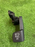 Ford / EXPLORER / Ручка открытия капота