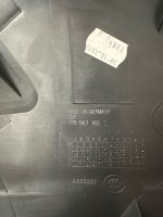 Volkswagen / Touareg / Накладка стойки в салоне