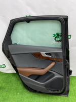 Audi / A4 / Дверь боковая