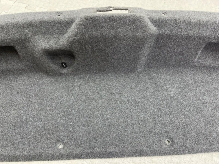 BMW / M6 / Обшивка крышки багажника