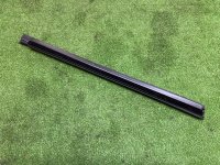 BMW / 7-Series / Уплотнитель стекла двери