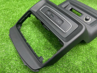 Audi / Q8 / Блок климата