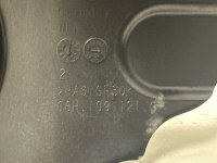 Audi / Q5 / Защитный кожух ремня