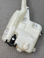 Ford / EXPLORER / Бачок омывателя