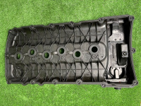 Volkswagen / Touareg / Клапанная крышка