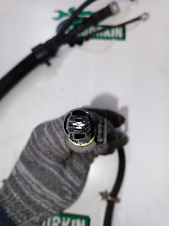 Mercedes-Benz / GLC 250d 4-matic / Провод стартера