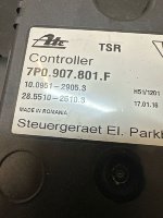 Volkswagen / Touareg / Блок управления стояночным тормозом