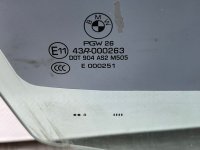 BMW / X5 / Стекло двери