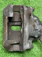 Mercedes-Benz / 190e / Суппорт тормозной