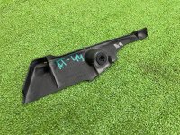 Audi / A4 / Накладка