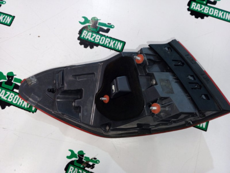 Mercedes-Benz / GLC 250d 4-matic / Фонарь задний