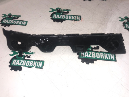 Mazda / CX-5 / Кронштейн бампера